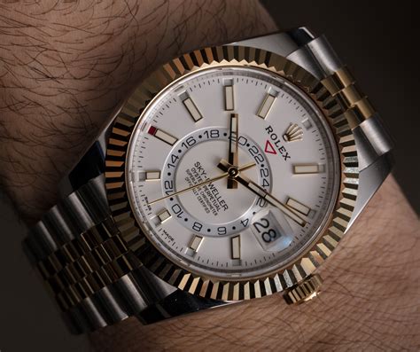 rolex sky-dweller investimento|rolex bracciale jubilee.